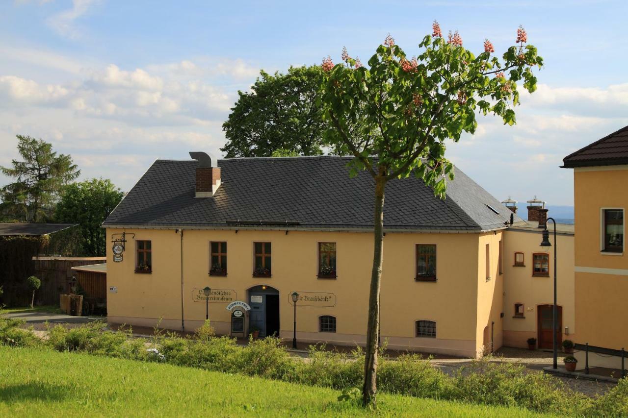 Schöneck Pension Und Gaststaette "Zur Brauschaenke" מראה חיצוני תמונה