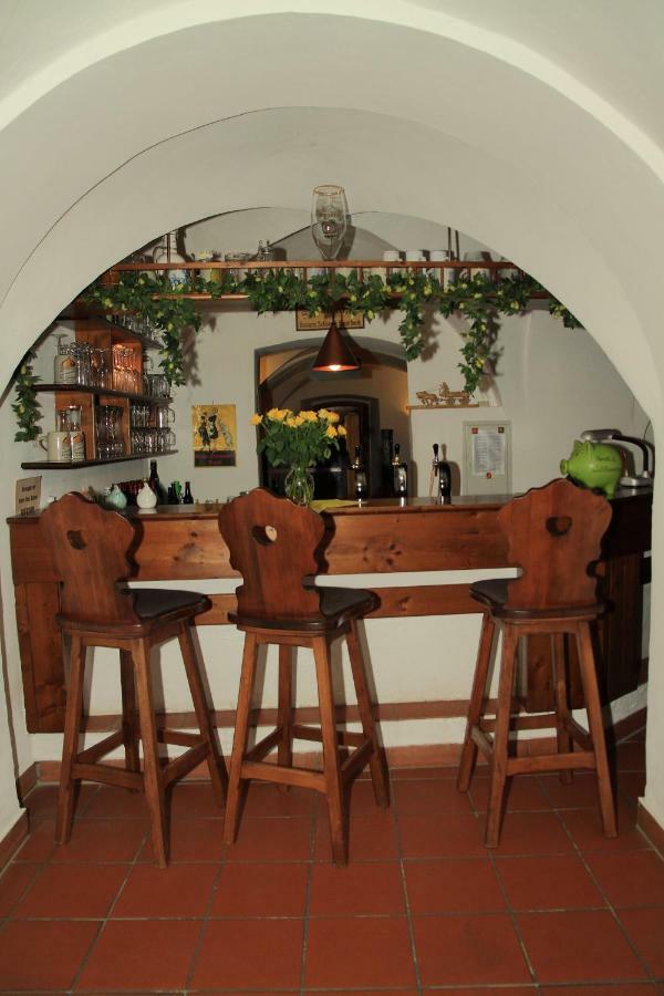 Schöneck Pension Und Gaststaette "Zur Brauschaenke" מראה חיצוני תמונה